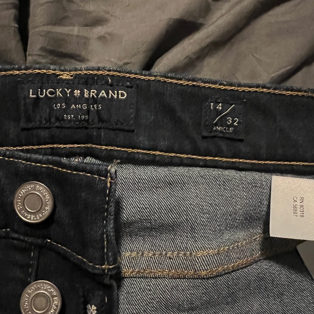 Lucky Brand dark blue Button-Fly Jeans - Picture 3 of 3